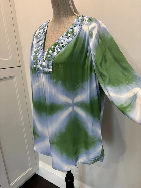 La Petite Francaise Barbara Tie Dye Tunic Braided V Neck Green Size Large - Picture 7 of 14